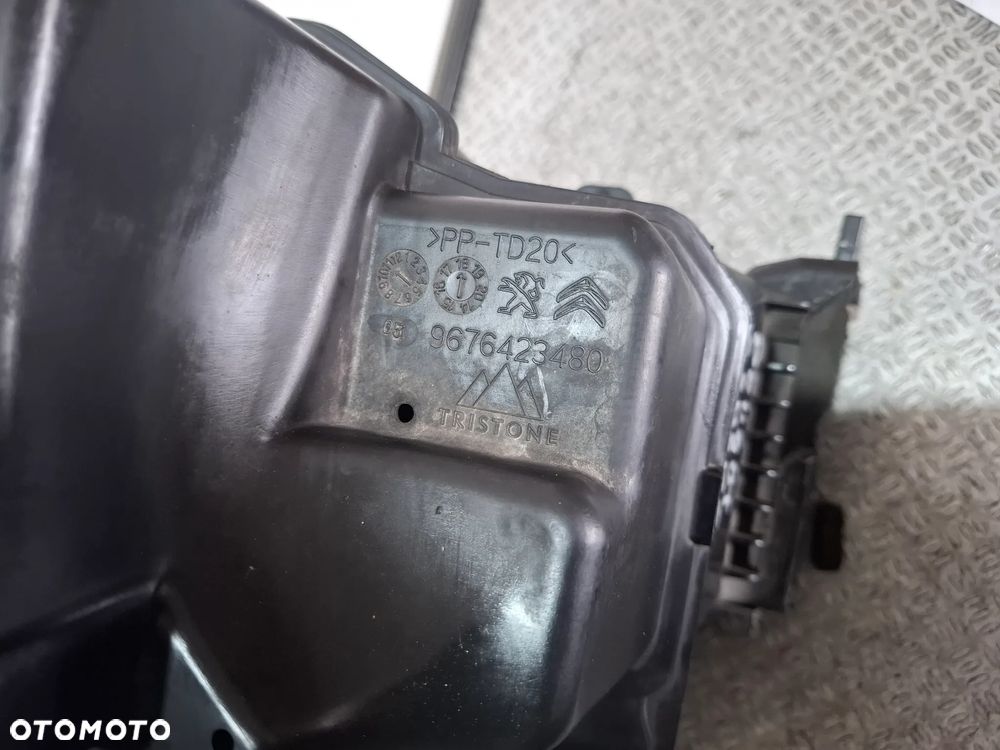 Obudowa filtra powietrza Peugeot Expert 2019 rok 2,0bhdi - 4