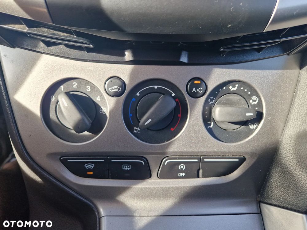 Ford Focus - 17