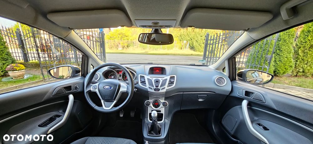 Ford Fiesta 1.25 Titanium EU5 - 2