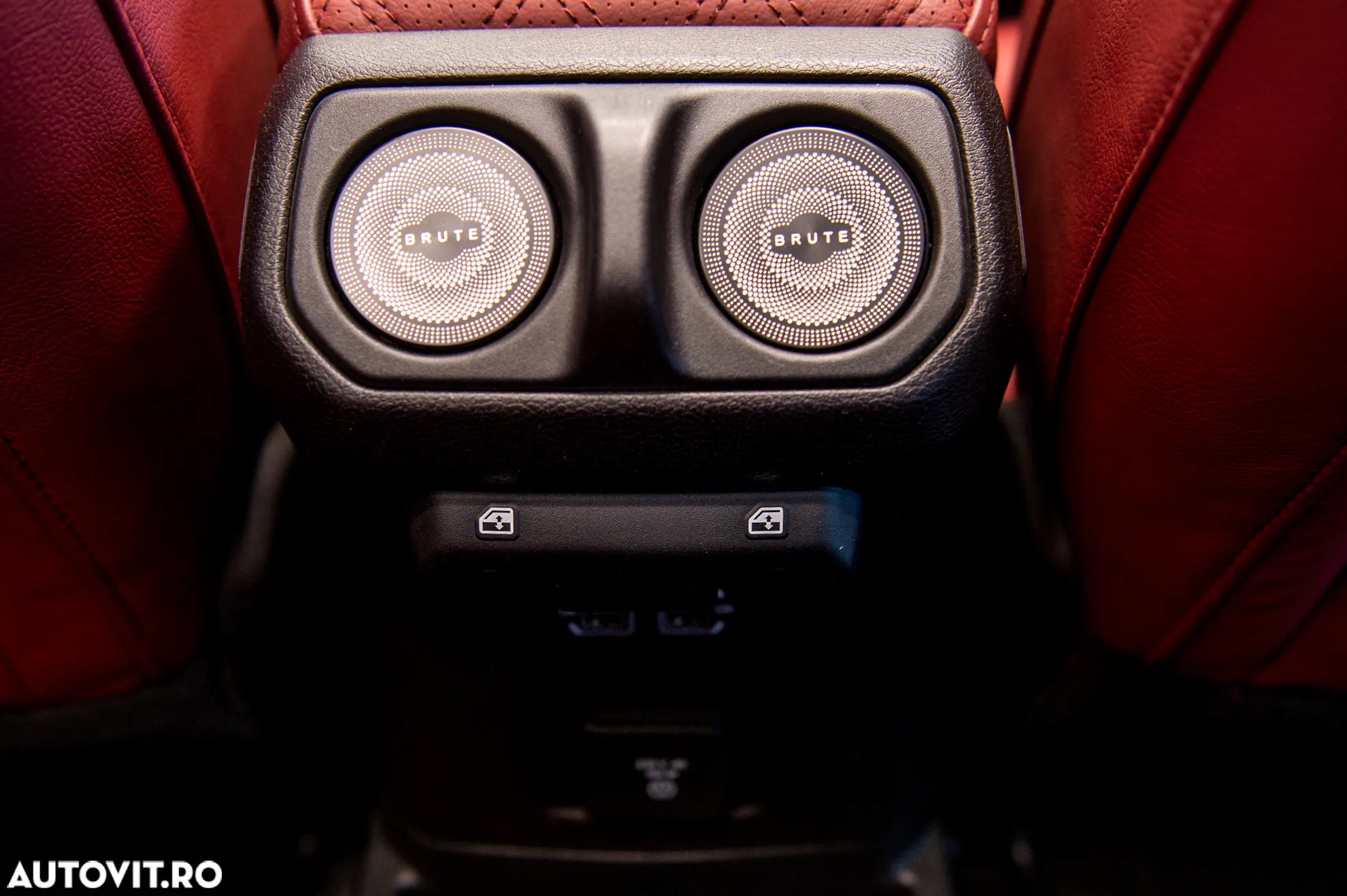 Jeep Wrangler - 36