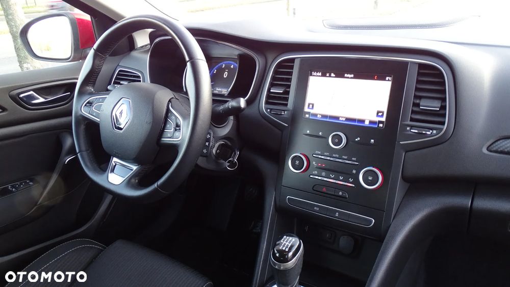 Renault Megane ENERGY TCe 130 INTENS - 13