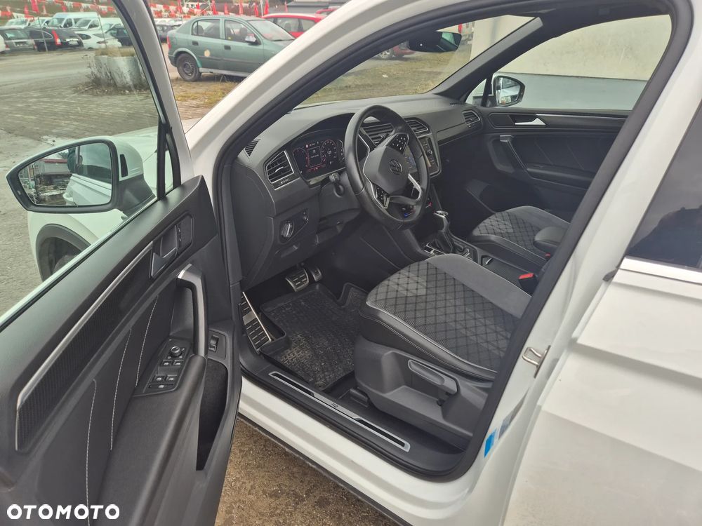 Volkswagen Tiguan 2.0 TDI SCR DSG R-Line - 12