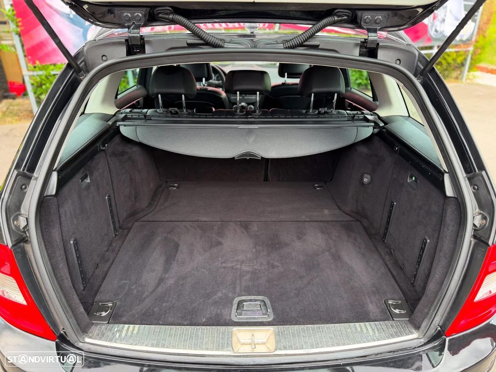 Mercedes-Benz C 220 - 12