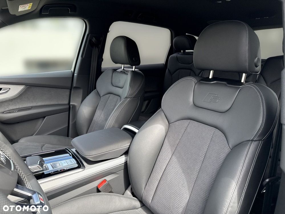 Audi Q7 - 12