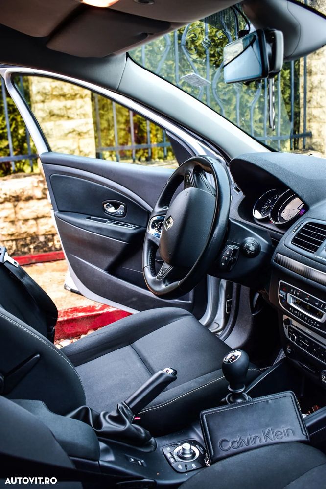 Renault Megane 1.5 dCi Grandtour Avantage - 2