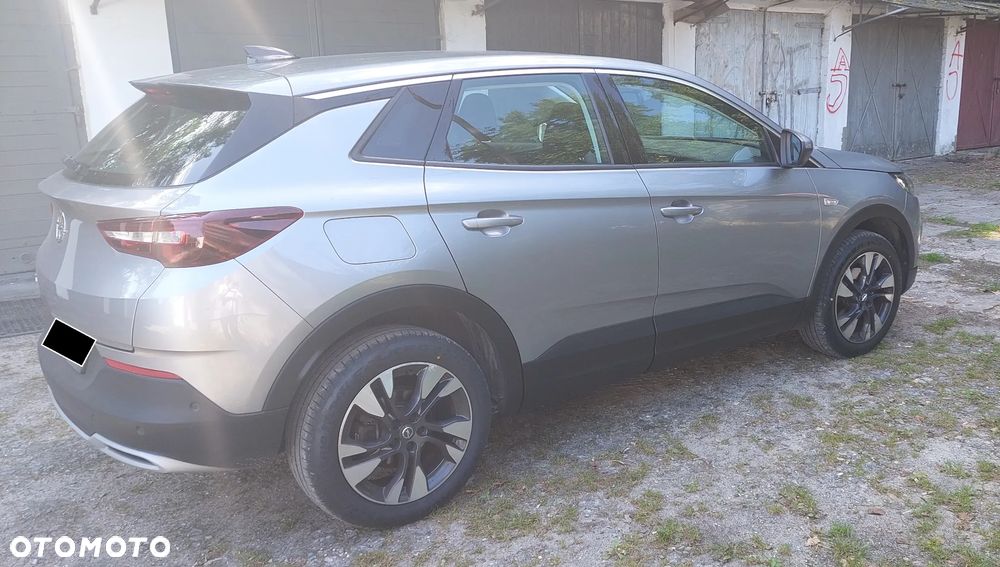 Opel Grandland X 1.2 T GPF Design Line S&S - 4