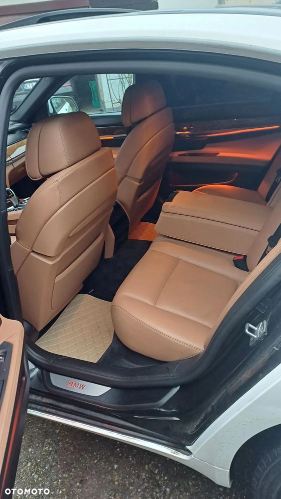 BMW Seria 7 - 9