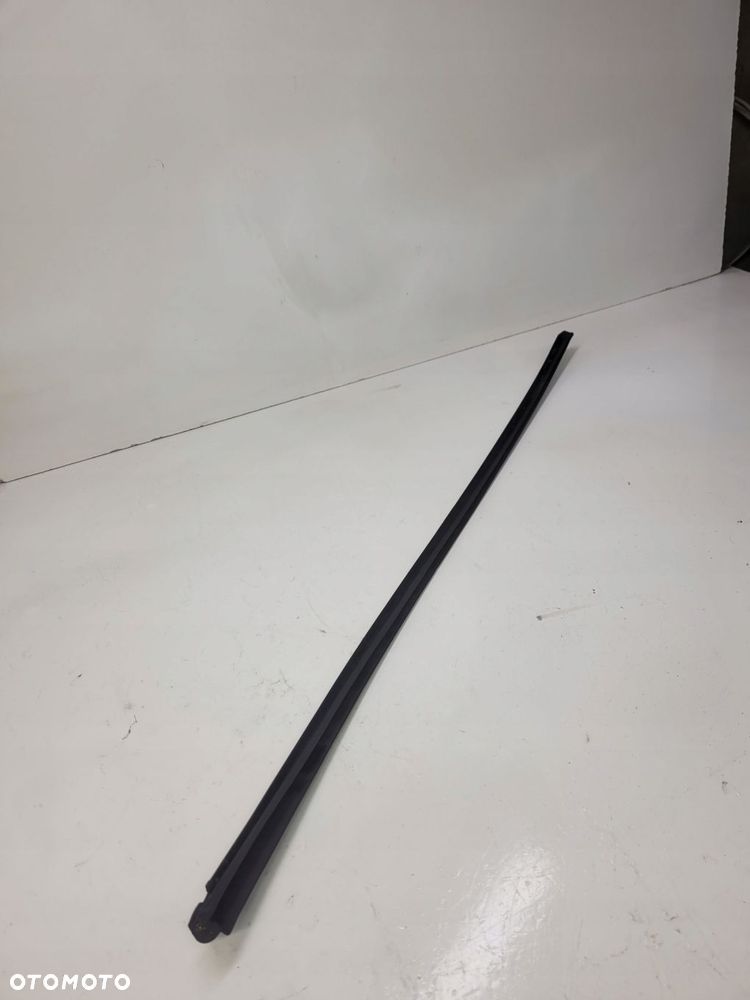 LISTWA ZGARNIAJĄCA SZYBY LEWA AUDI A4 B7 8E0854327 - 4