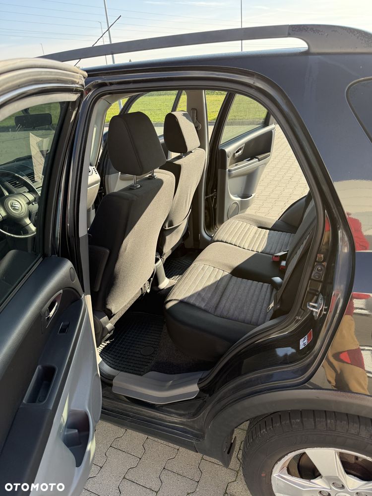 Suzuki SX4 - 15