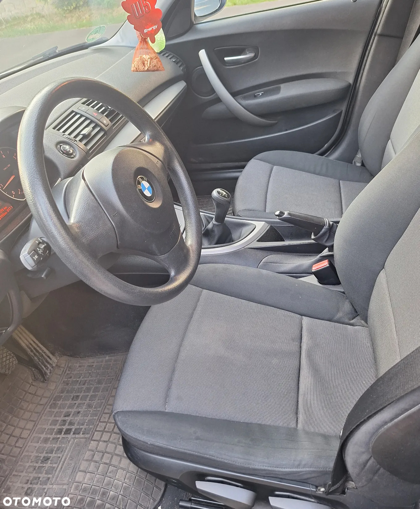 BMW Seria 1 116i - 6