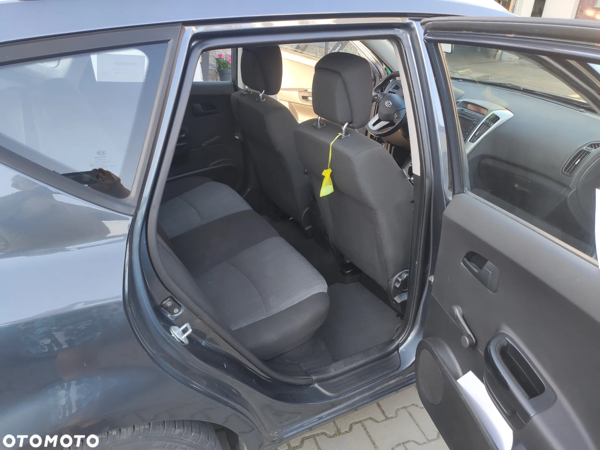 Kia Ceed - 16
