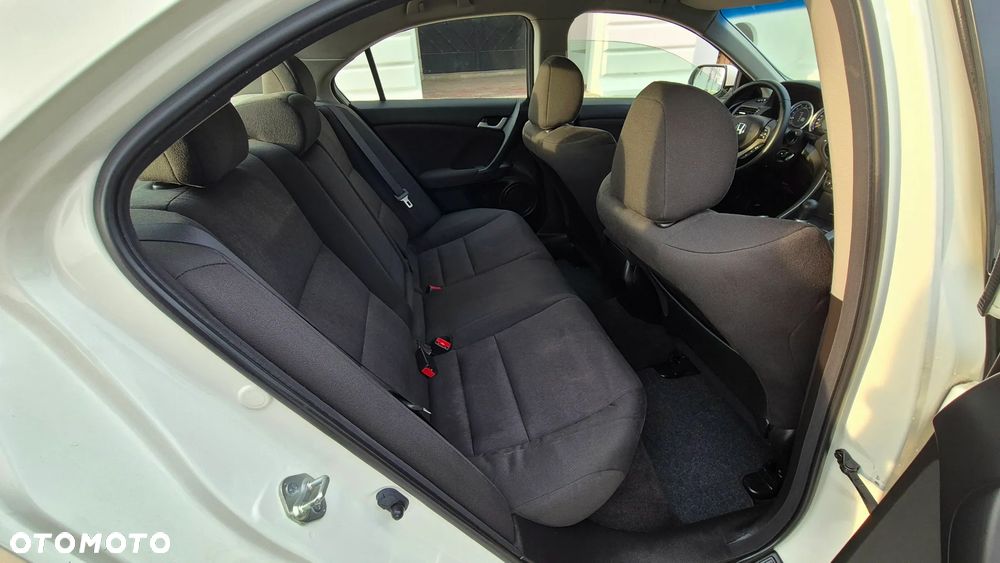 Honda Accord 2.0 Elegance - 9