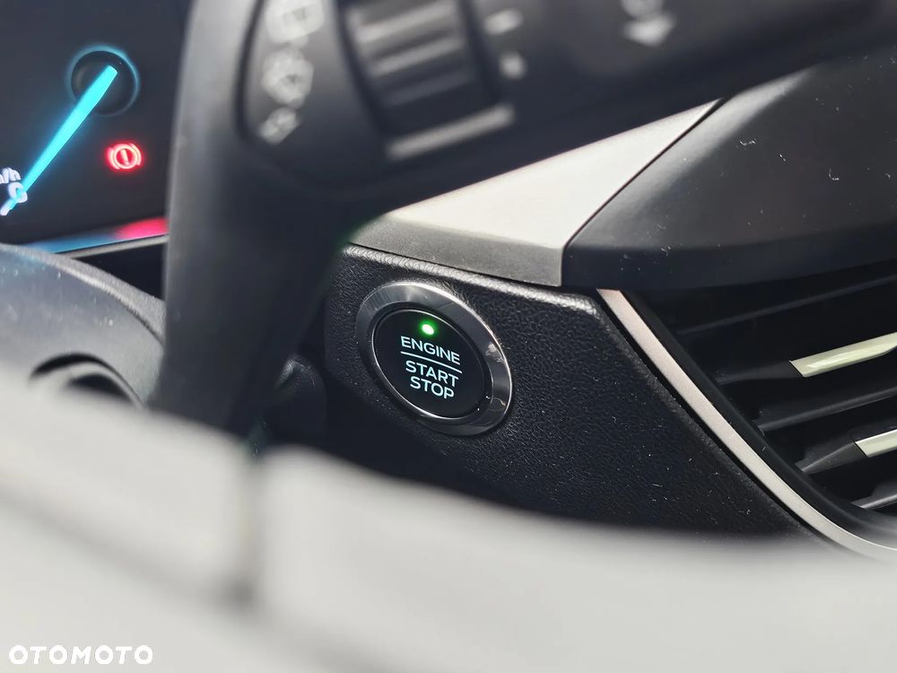 Ford Focus 1.5 EcoBlue SCR Connected - 17