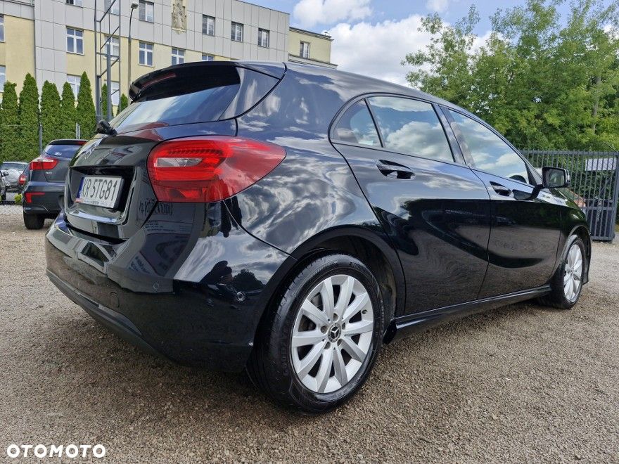 Mercedes-Benz Klasa A 160 d Urban - 4