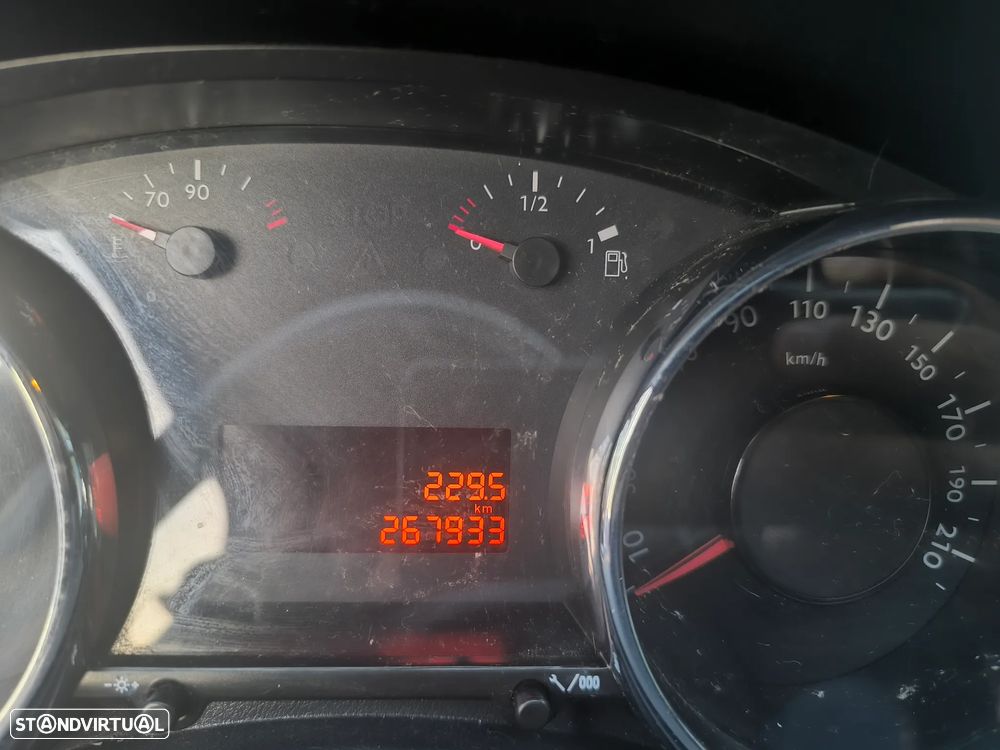 Peugeot 3008 1.6 HDi Sport - 5