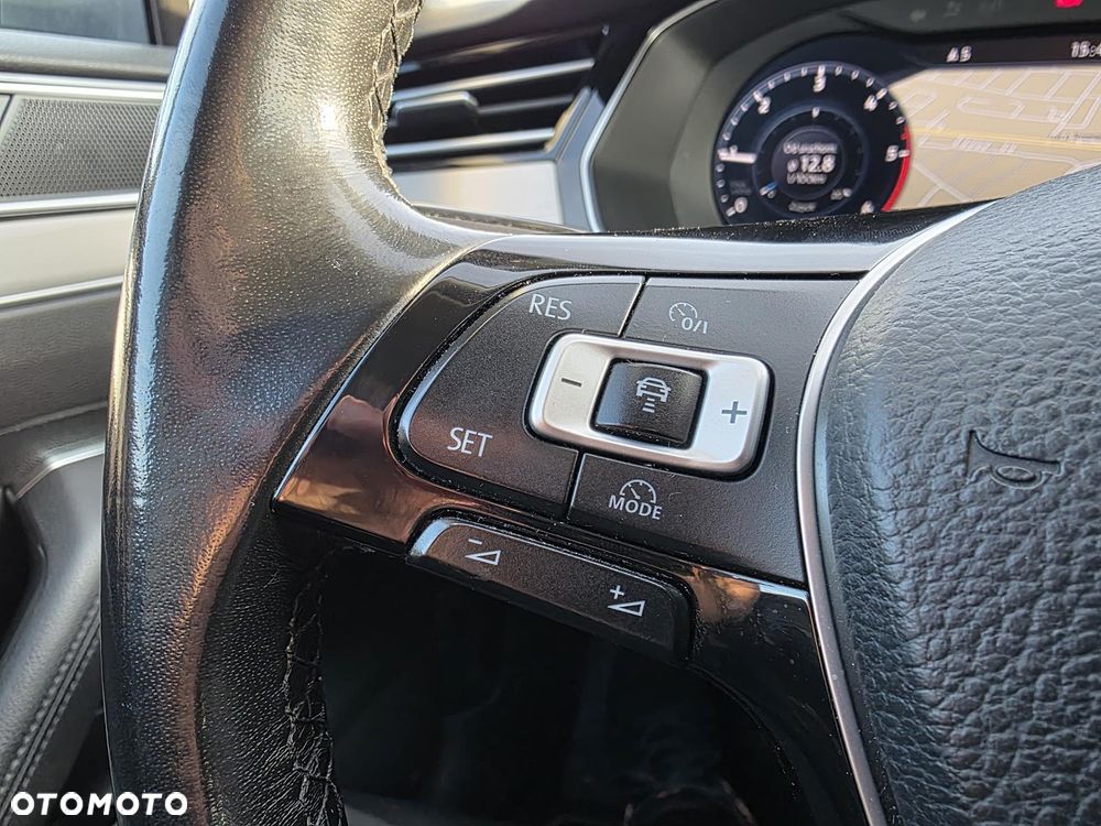 Volkswagen Passat Variant 2.0 TDI BMT 4Mot Highline - 23