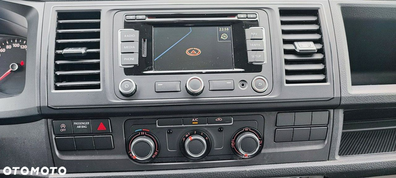 Volkswagen Transporter - 17