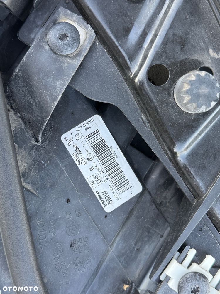 BMW X1 sDrive18i - 37