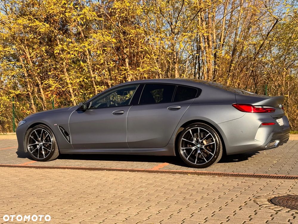 BMW Seria 8 840i xDrive - 13