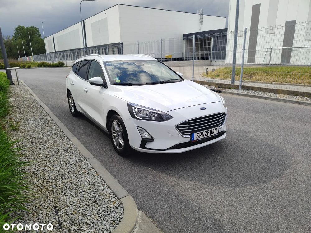 Ford Focus 1.5 EcoBlue Start-Stopp-System COOL&CONNECT DESIGN - 2