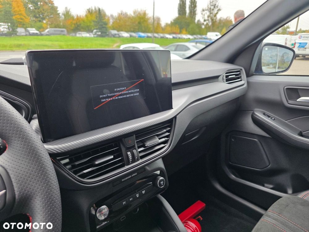 Ford Kuga - 22