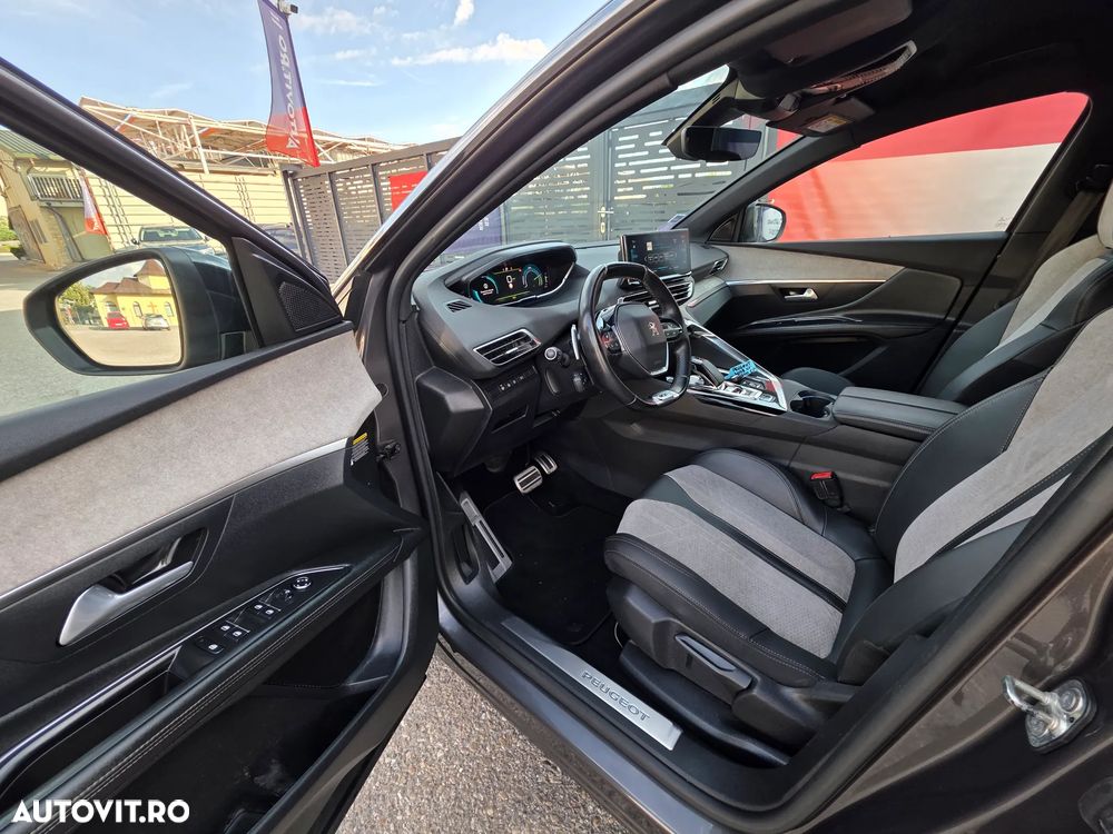 Peugeot 3008 PHEV 300 EAT8 4X4 GT - 19