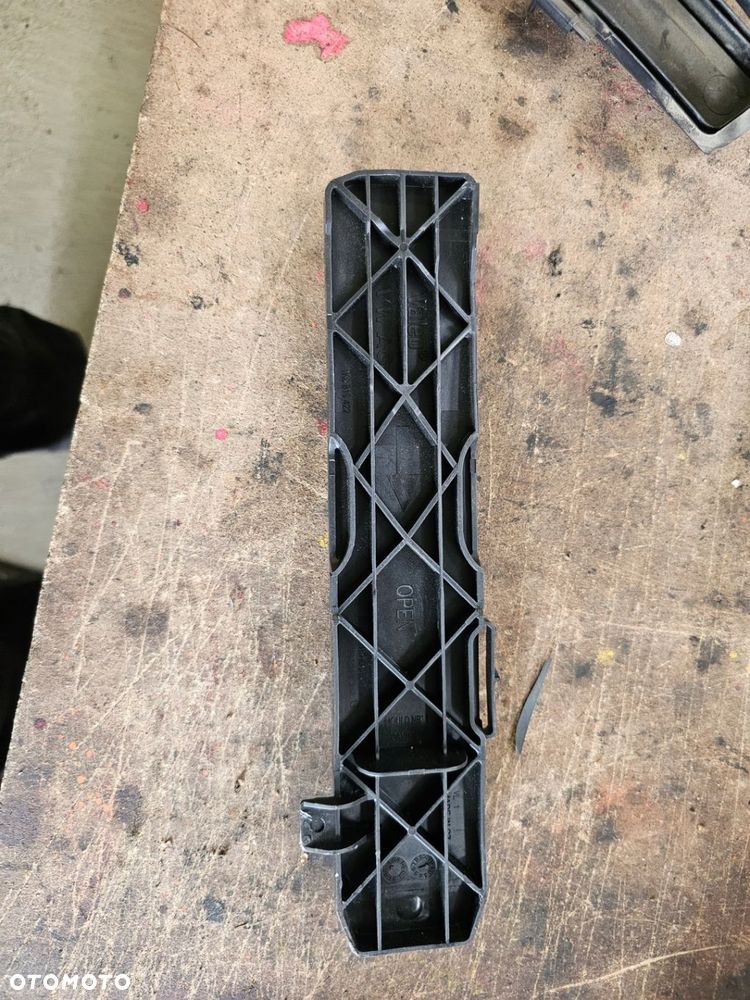 Zaślepka filtra kabinowego 1K0819422 VW Audi Skoda - 1