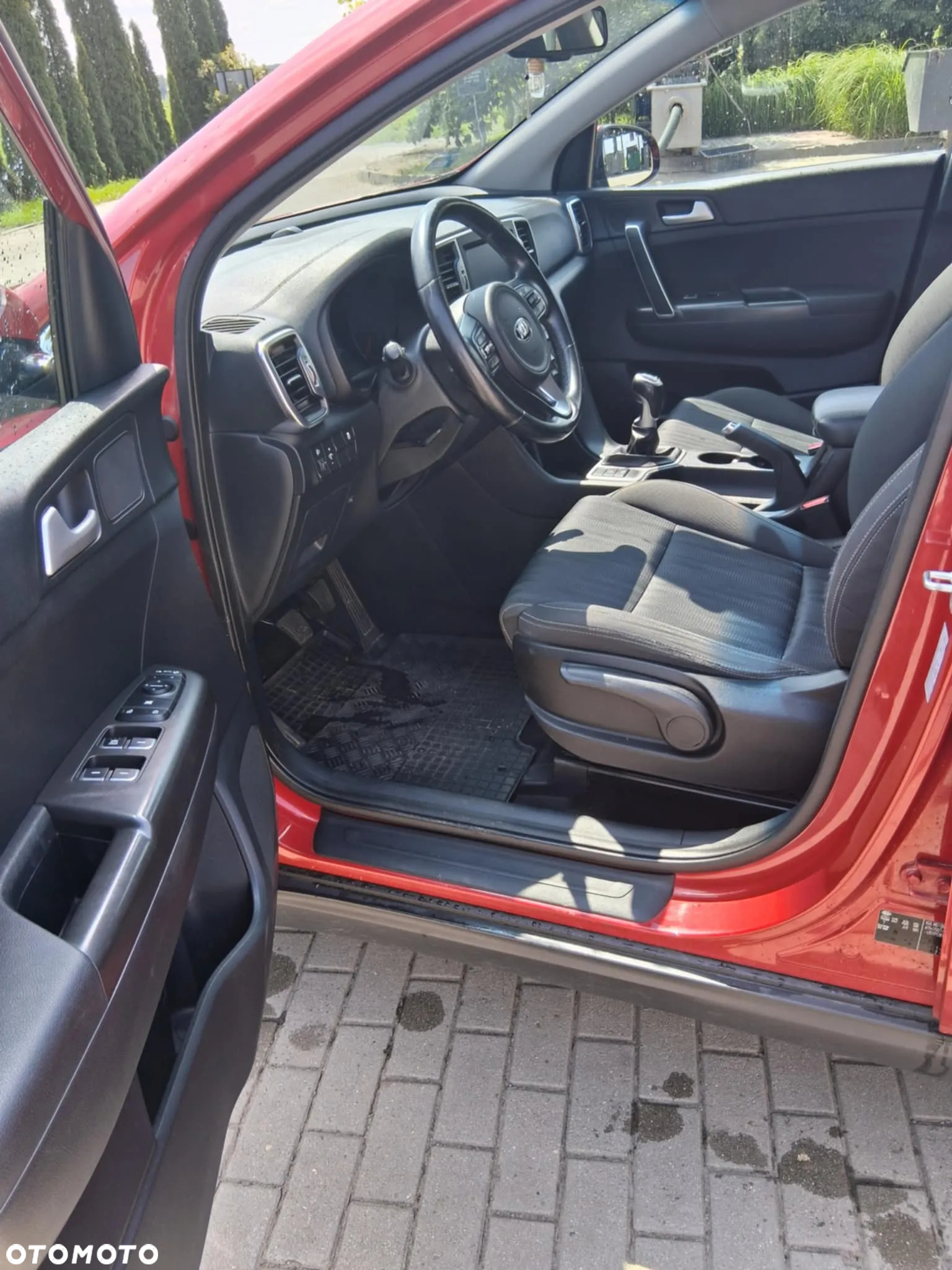 Kia Sportage - 10