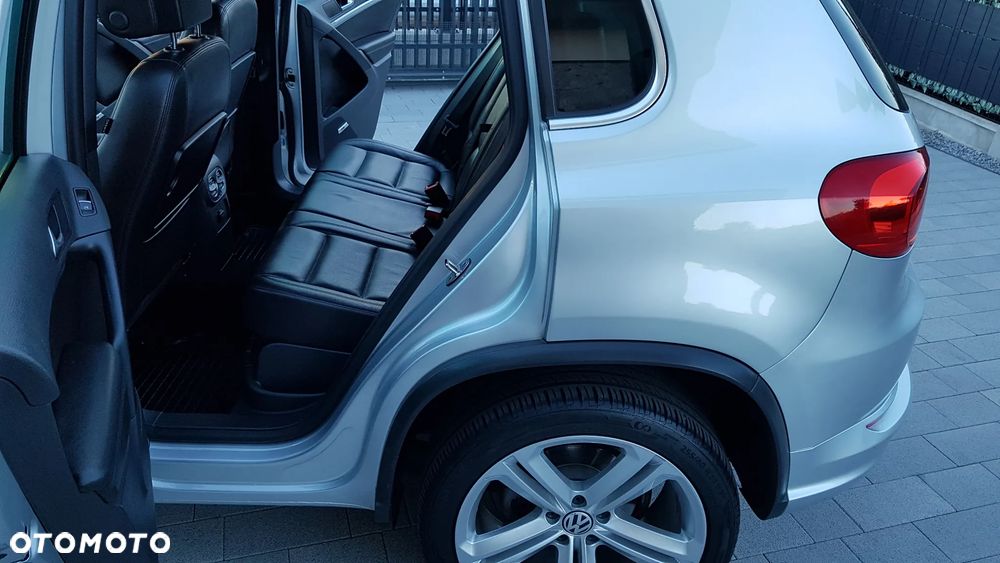 Volkswagen Tiguan 2.0 TDI 4Mot R-Style DSG - 24