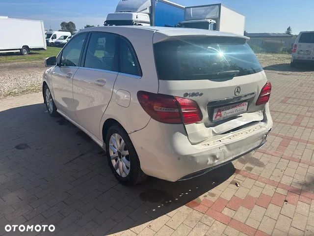 Mercedes-Benz Klasa B 180 (CDI) d 7G-DCT - 10