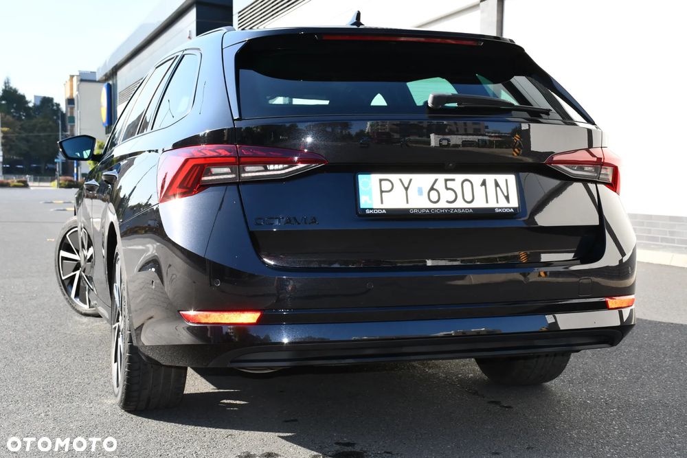 Skoda Octavia 2.0 TDI Sportline DSG - 5