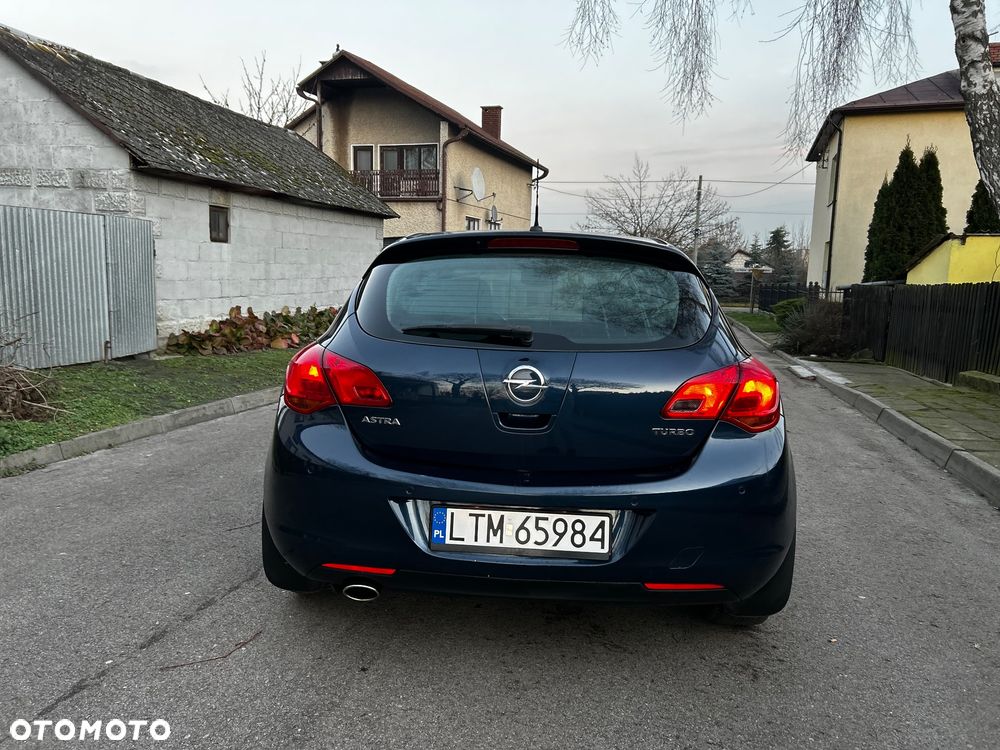 Opel Astra 1.4 Turbo Cosmo - 6