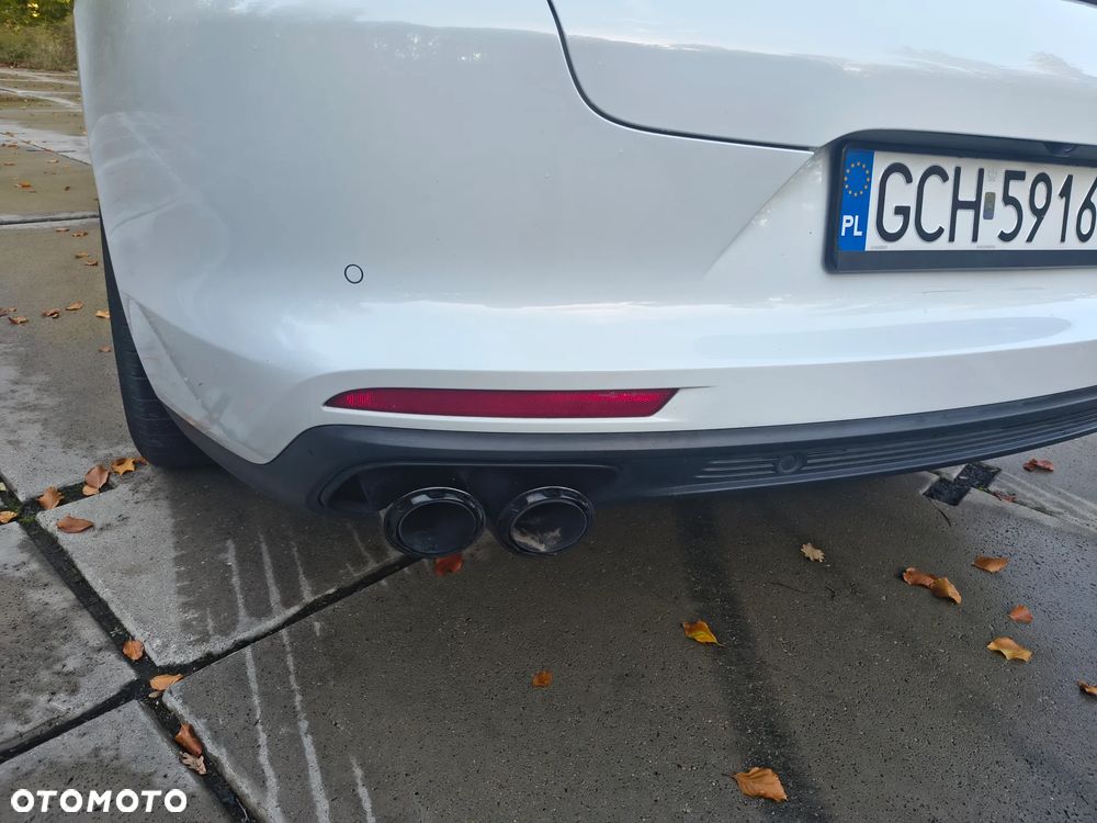 Porsche Panamera 4 - 15