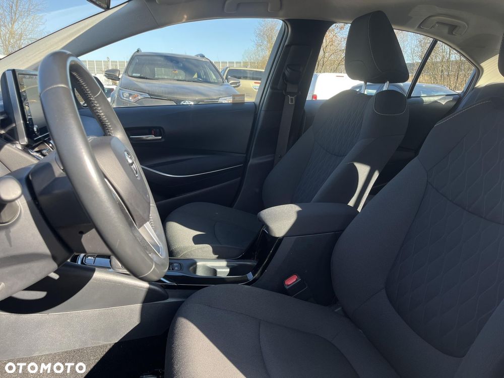Toyota Corolla - 15