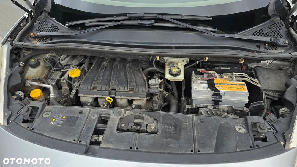 Renault Grand Scenic - 39