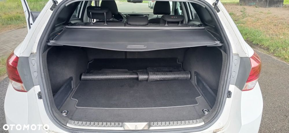 Hyundai i40 1.7 CRDi BlueDrive Premium - 11