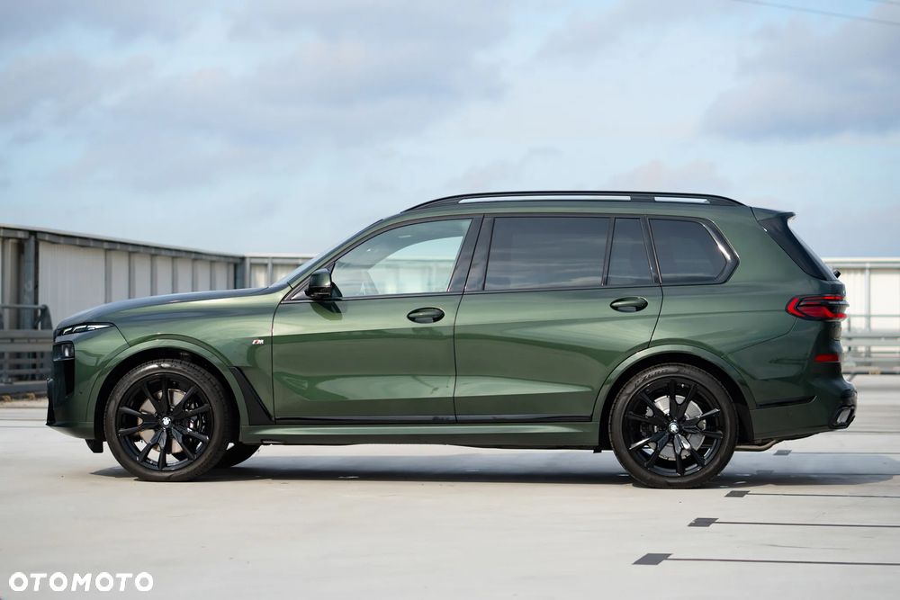 BMW X7 2025 photo 4