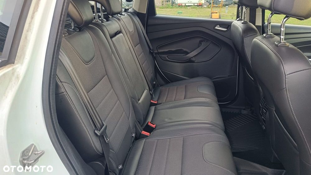 Ford Kuga 2.0 TDCi Titanium - 18
