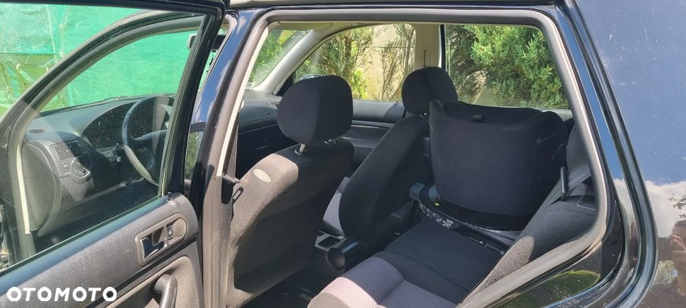 Volkswagen Golf 1.9 TDI - 12