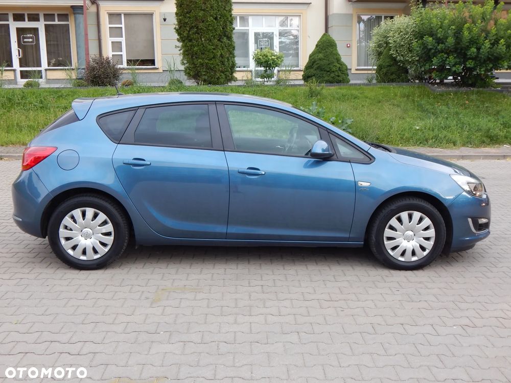 Opel Astra 1.4 T Cosmo EU6 - 7