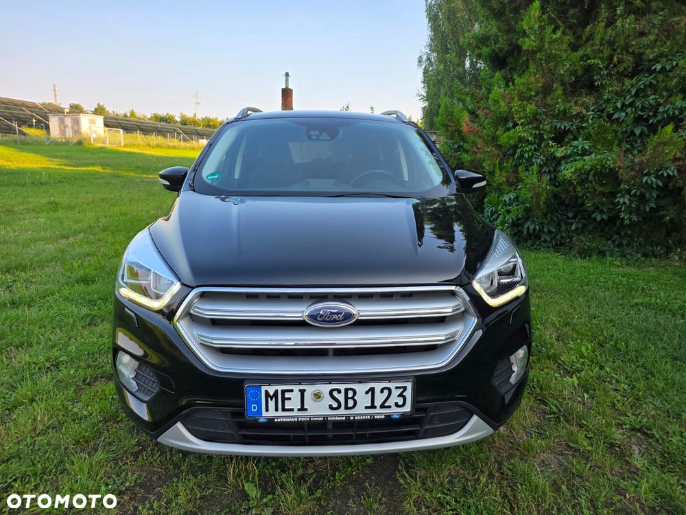 Ford Kuga 1.5 EcoBoost 2x4 Cool & Connect - 32