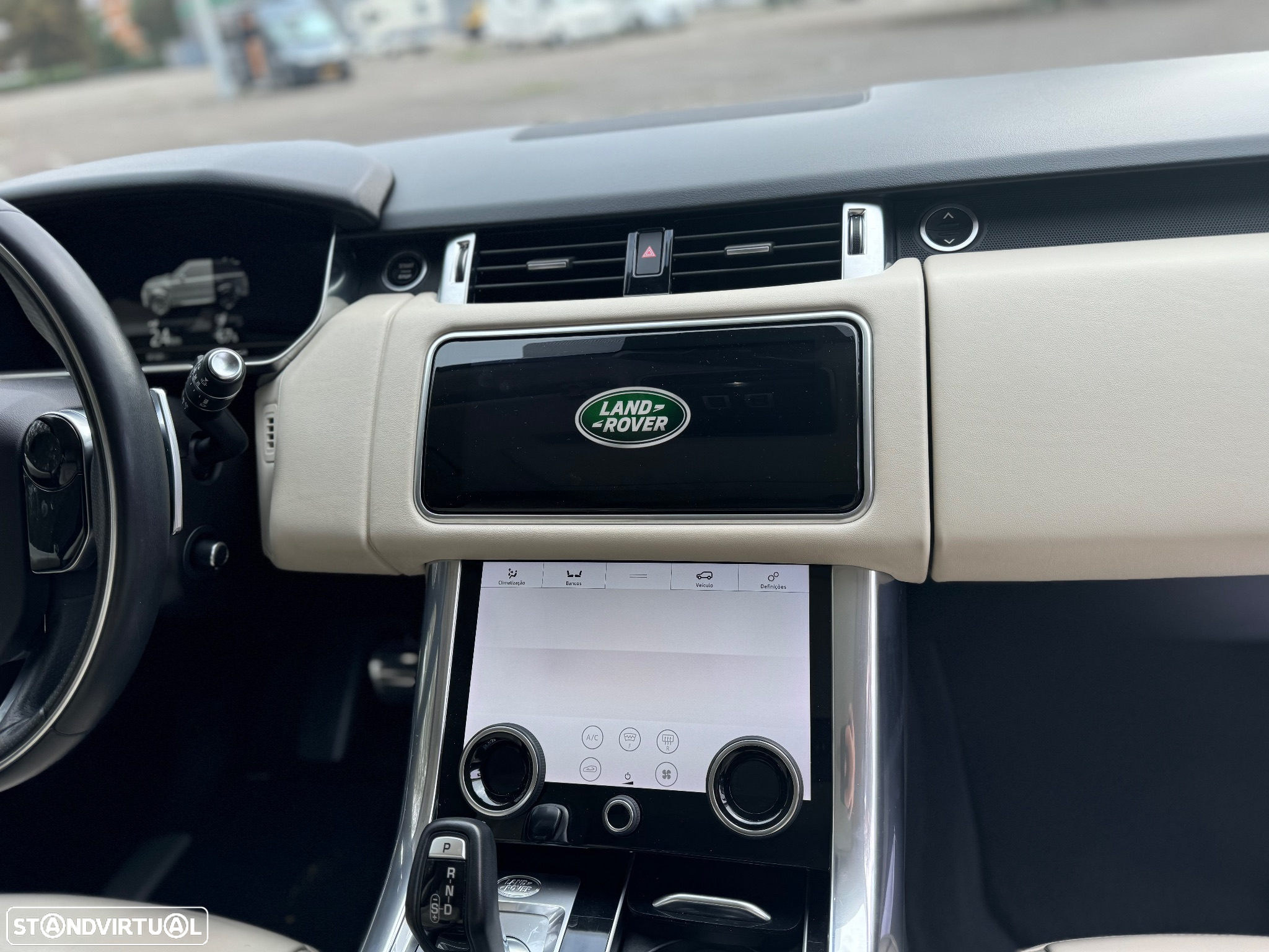 Land Rover Range Rover Sport - 12