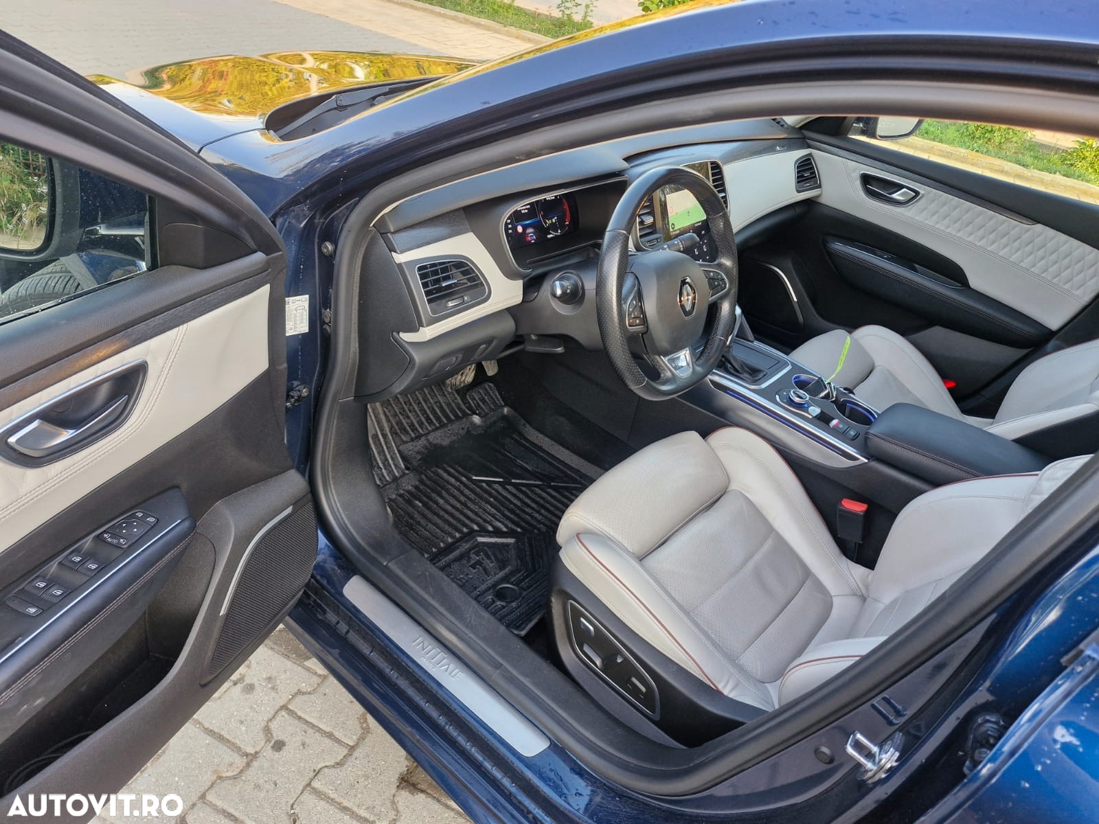Renault Talisman Blue dCi EDC Initial Paris - 11