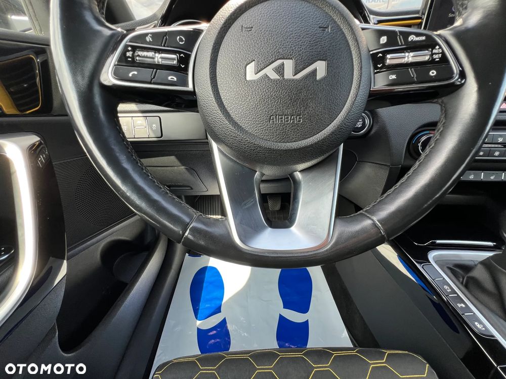 Kia XCeed 1.5 T-GDI L Business Line - 17