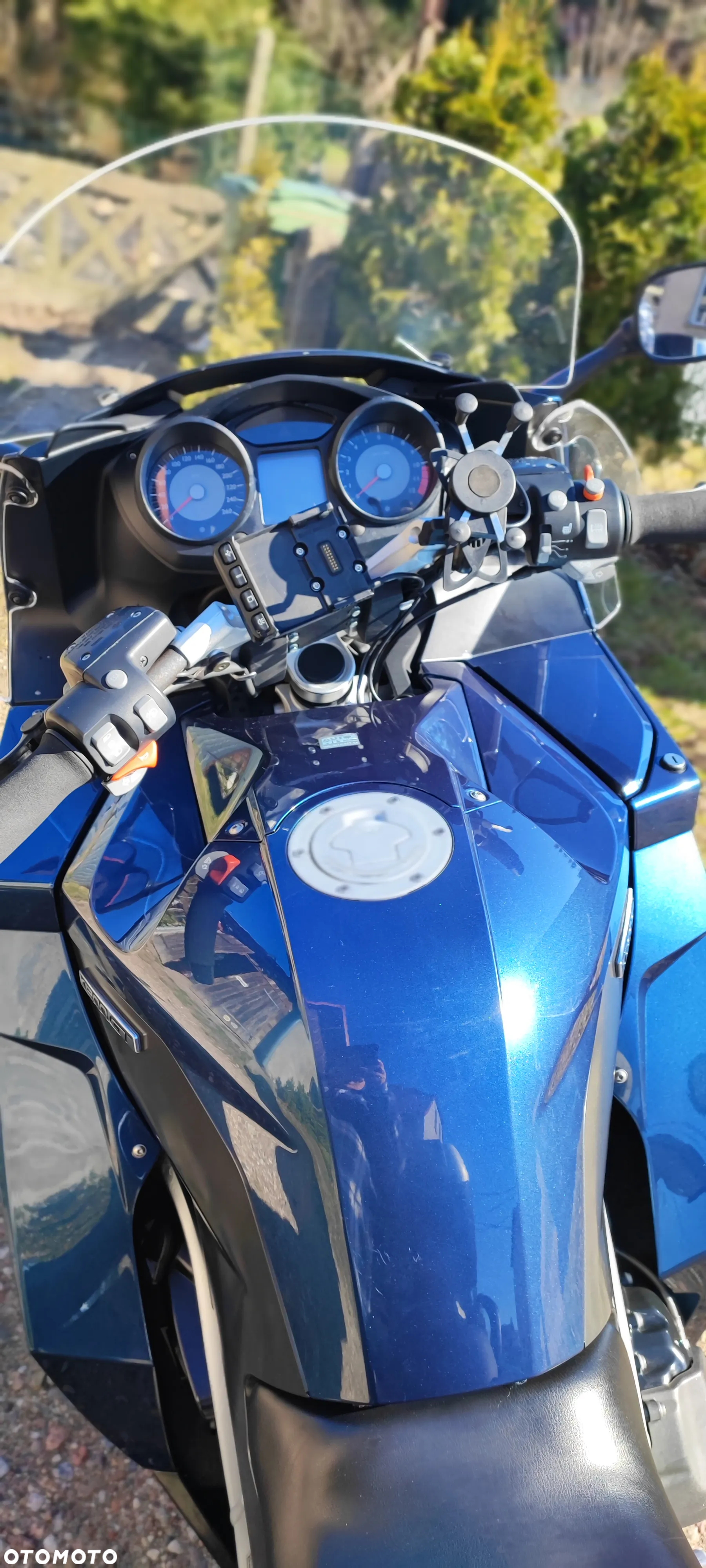 BMW K - 12