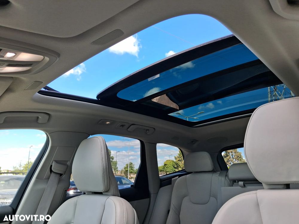Volvo XC 60 T8 AWD AT PHEV Ultra Bright - 35
