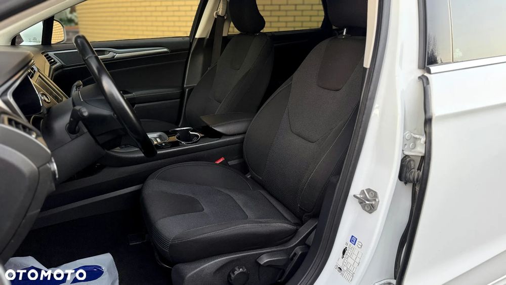 Ford Mondeo 2.0 TDCi Start-Stopp Titanium - 25