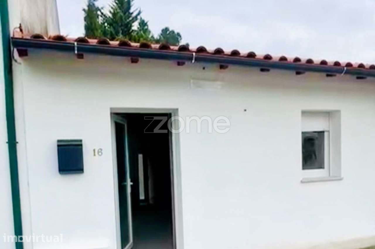 Moradia T2 Totalmente Renovada em Silvares, Guimarães - Grande imagem: 2/28