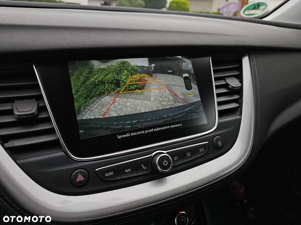 Opel Grandland X 1.2 T GPF Innovation S&S - 21
