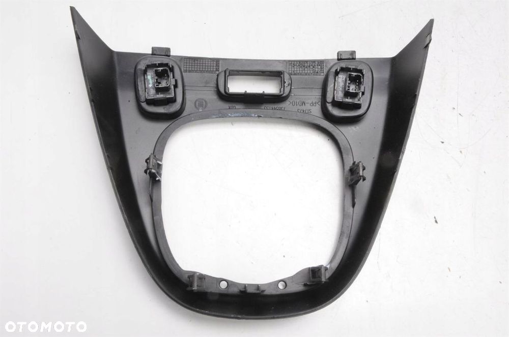 FIAT PANDA III RAMKA LEWARKA BIEGÓW 735544153 - 2